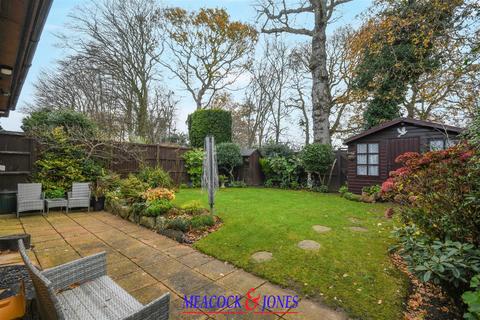 undefined, Woodland Avenue, Hutton, Brentwood