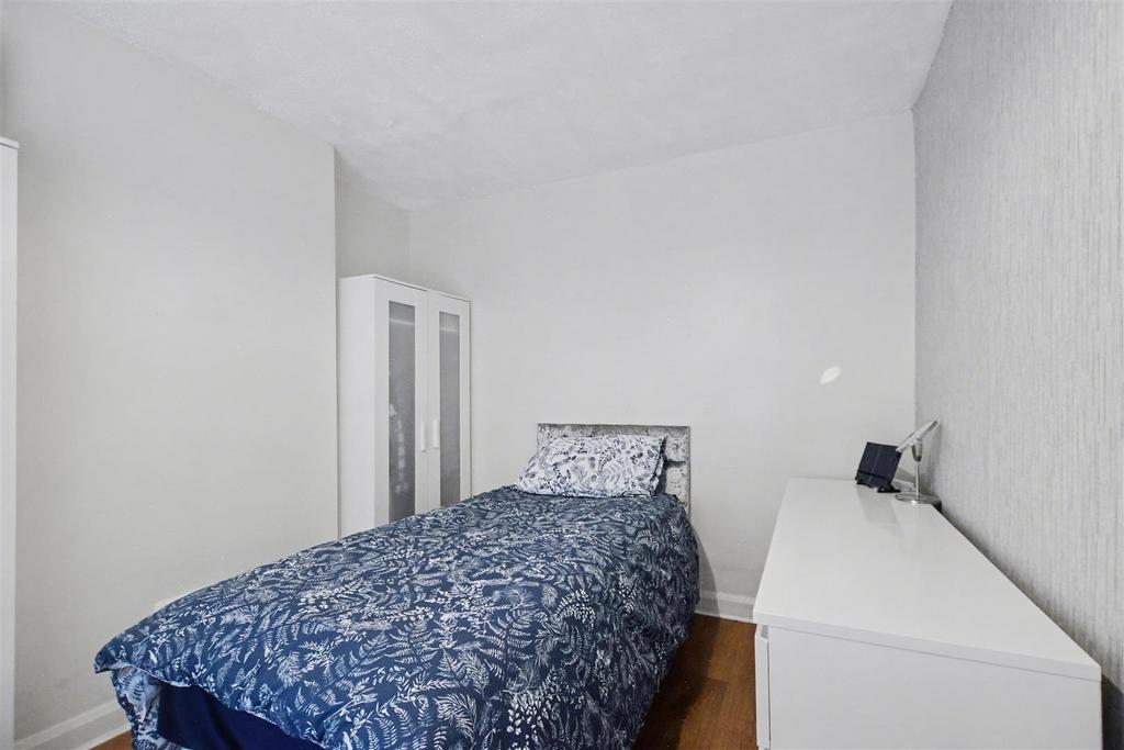 Bedroom 2 1.jpeg