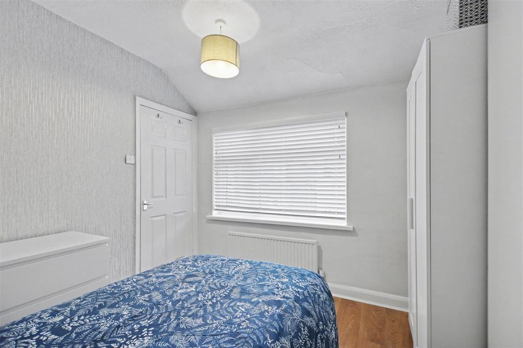 Bedroom 2 2.jpeg