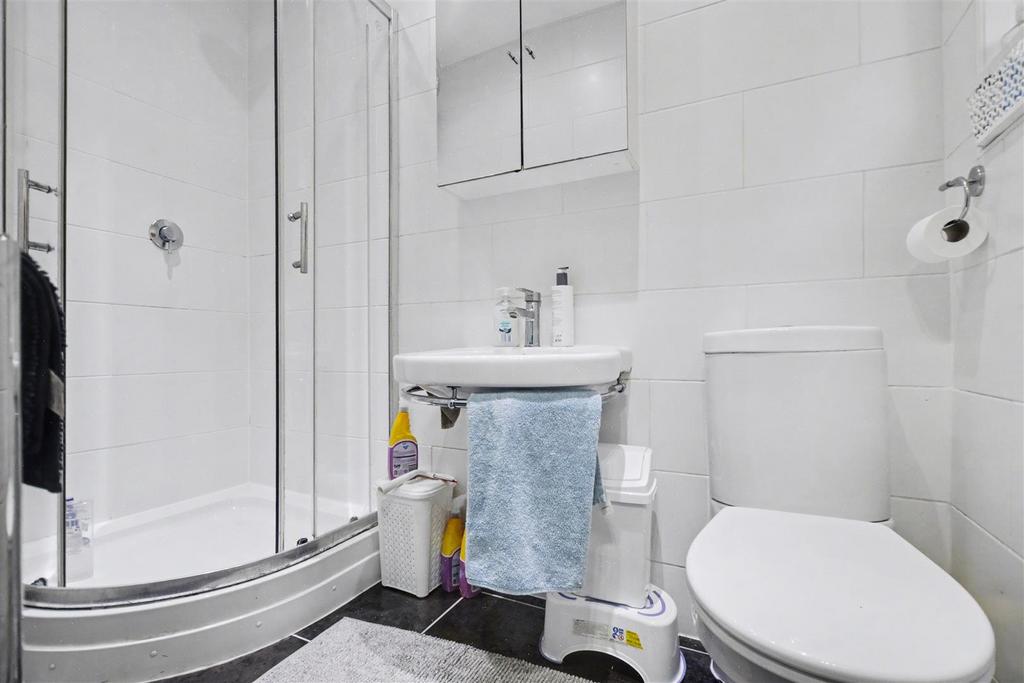 Shower Room.jpeg