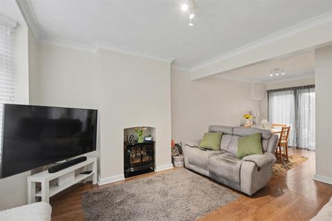 3 bedroom semi-detached house for sale, Newton Drive, Stapleford