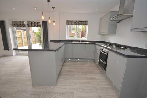 undefined, Cranmore Grove, Stone