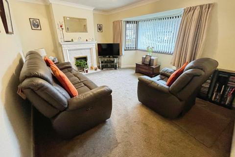 3 bedroom semi-detached house for sale, Wimperis Way, Birmingham, B43