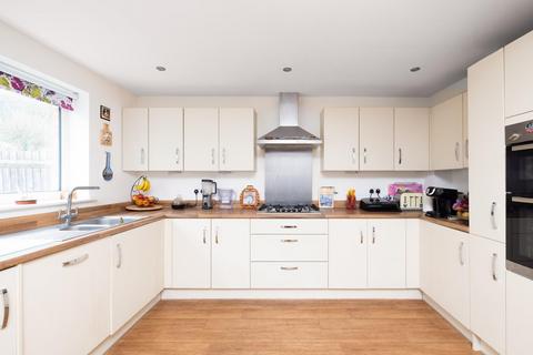 undefined, Thornfield Road, Brentry