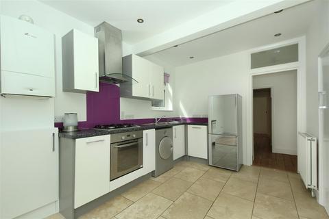 undefined, Glenfield Road, W13