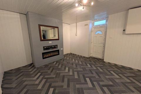5 bedroom end of terrace house for sale, 158, Arncliffe Terrace Bradford, BD7 3AG