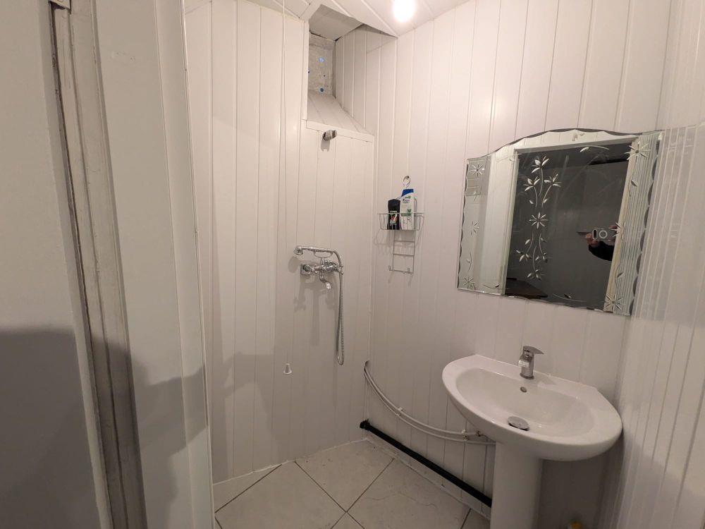 8 .jpg