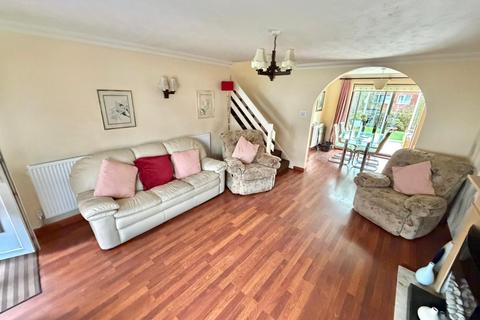 undefined, Sherwood Drive, Brierley Hill, DY5 1UW