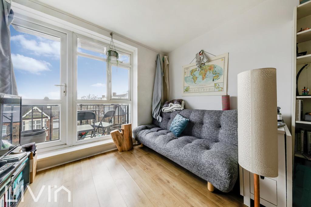 Coulthurst court, 8 19
