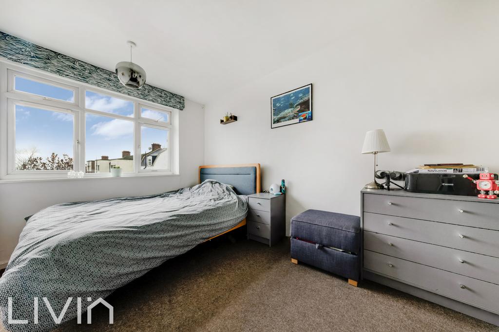 Coulthurst court, 8 10