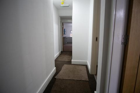 undefined, 1 Bed Flat To Let on Brackenbury Road, Preston