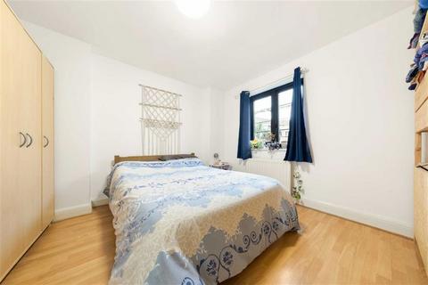 1 bedroom flat for sale, Blackfriars Road, London SE1