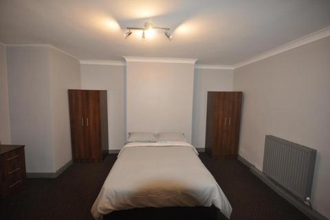 1 bedroom flat to rent, Brudenell Road, Hyde Park, Leeds LS6 1JD