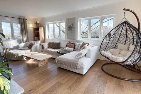 5 bedroom detached house for sale, Chearsley, Buckinghamshire, HP18