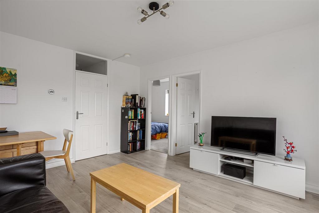 4 Heworth Court 25.jpg
