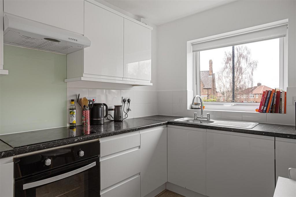 4 Heworth Court 7.jpg