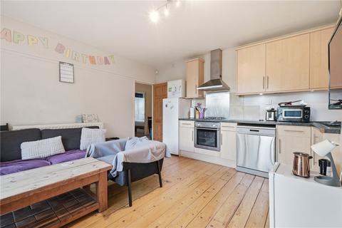4 bedroom apartment for sale, Bolingbroke Grove, London, SW11