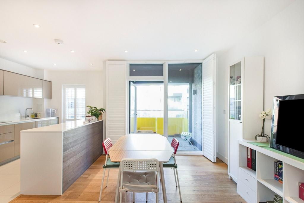 Reception/Kitchen