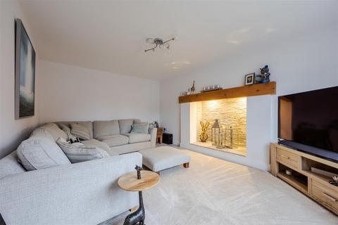 4 bedroom detached house for sale, Elswick Hopper Close, Brigg