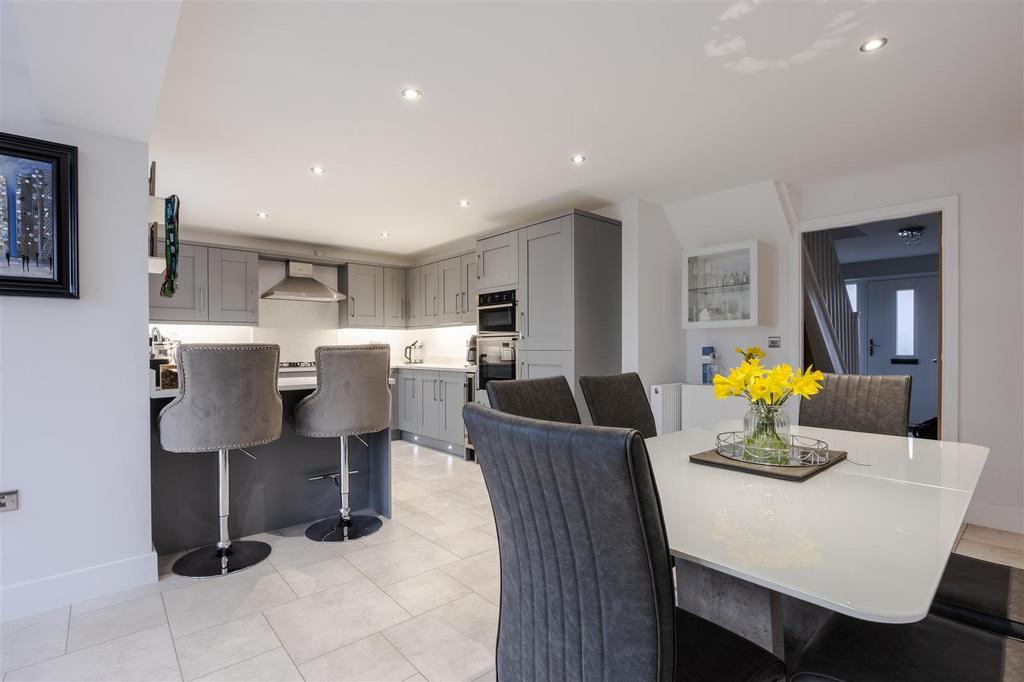Kitchen diner