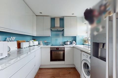 3 bedroom end of terrace house for sale, Levett Close, Isle Of Grain, Rochester, ME3