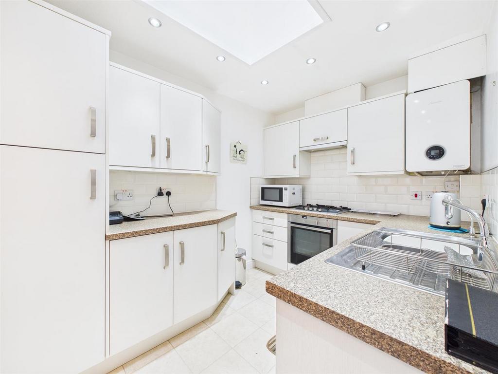 Kitchen: