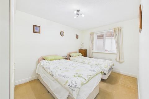 2 bedroom bungalow for sale, Windermere Drive, Bridlington