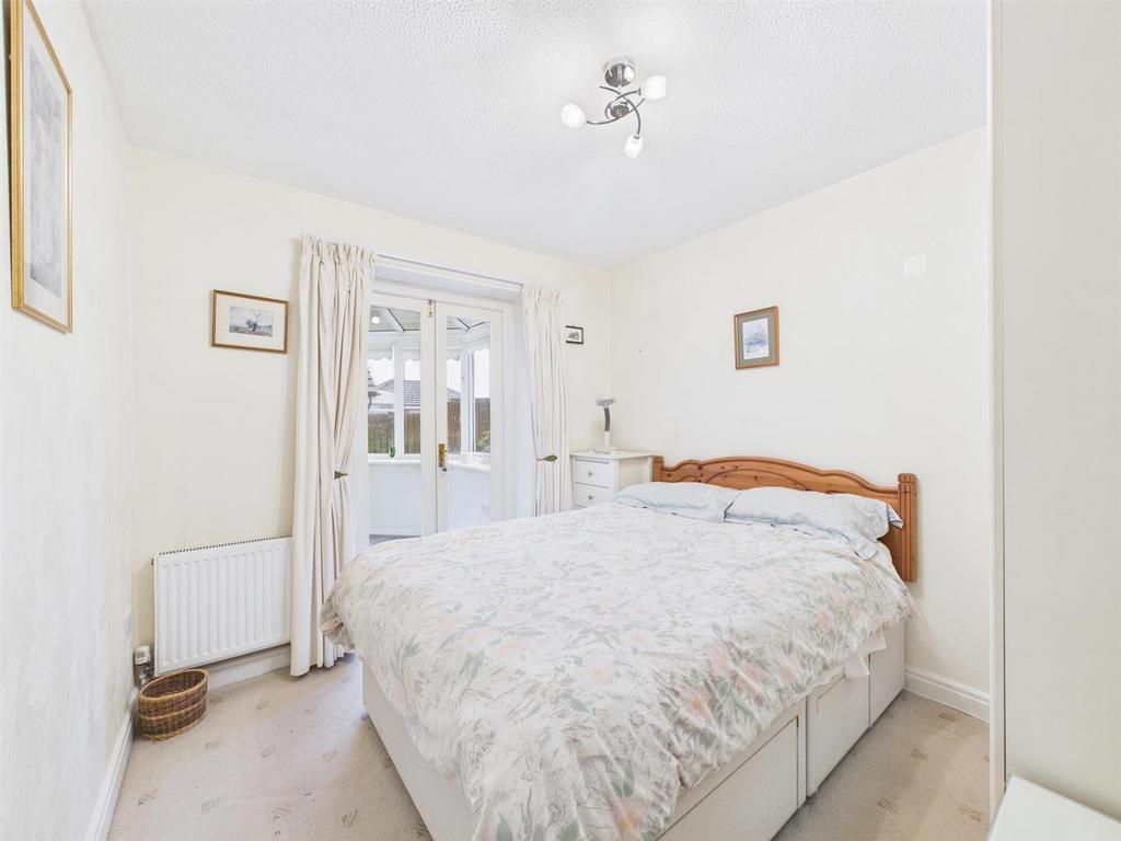 Bedroom: