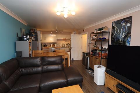 2 bedroom flat for sale, Chester Road, Stretford, M32