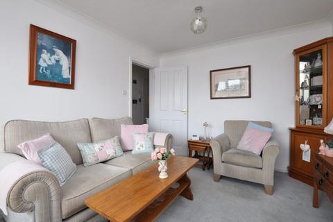2 bedroom flat for sale, 6 Howards Court, Whitby