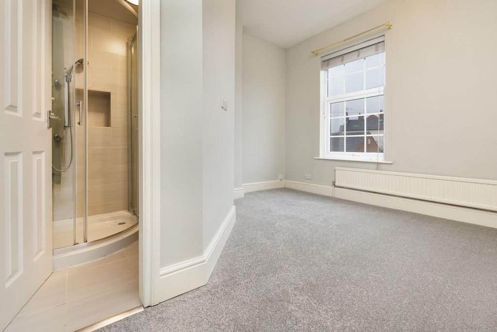 Bedroom 1 / En Suite