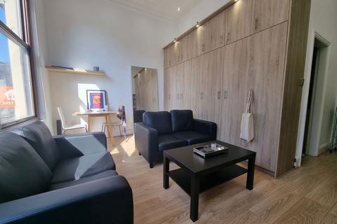undefined, Blenheim Terrace, University, Leeds LS2 9HD