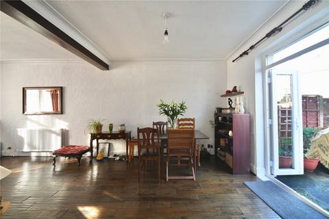 2 bedroom terraced house for sale, Devon Road, Barking, IG11