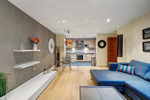 2 bedroom apartment to rent, Clerkenwell Road, London, EC1M