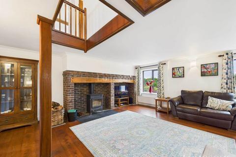 4 bedroom barn conversion for sale, White Hart Street, Foulden