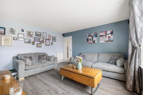 undefined, Dundee DD4