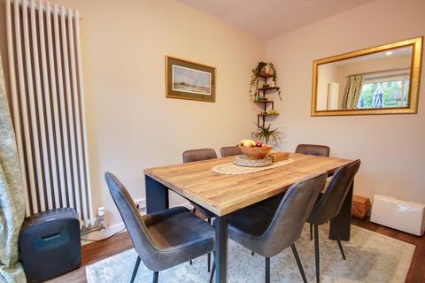 3 bedroom detached house for sale, BITTERNE! CHECK OUT THE GARDEN! POTENTIAL TO EXTEND! LOG BURNER!