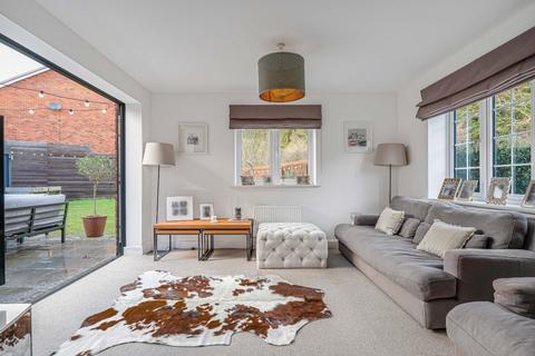 undefined, Harfield Crescent, Medstead, Alton, Hampshire