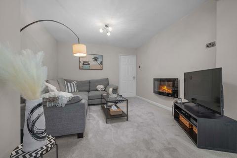 3 bedroom terraced house for sale, Banbrook Close, Solihull B92