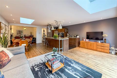 4 bedroom semi-detached house for sale, Gurney Court Road, St. Albans, Hertfordshire, AL1