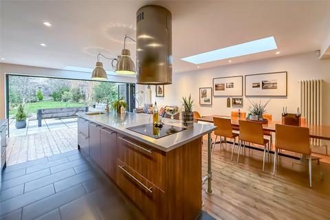 4 bedroom semi-detached house for sale, Gurney Court Road, St. Albans, Hertfordshire, AL1