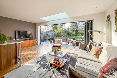undefined, Gurney Court Road, St. Albans, Hertfordshire, AL1