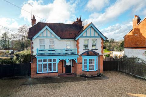 3 bedroom detached house for sale, Frimley Road, Ash Vale, GU12