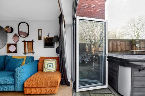 undefined, Huntington Road, York
