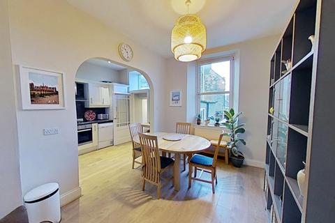 2 bedroom flat to rent, Brighton Place, Edinburgh, Midlothian, EH15