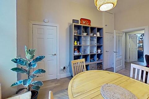 2 bedroom flat to rent, Brighton Place, Edinburgh, Midlothian, EH15
