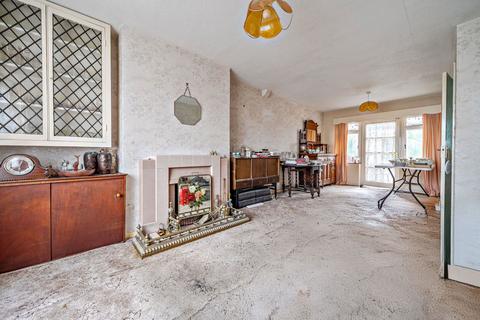 3 bedroom semi-detached house for sale, Oaklands Way, Basingstoke RG23 8LY