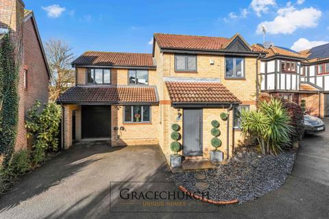 undefined, Sycamore Close, West Cheshunt, EN7