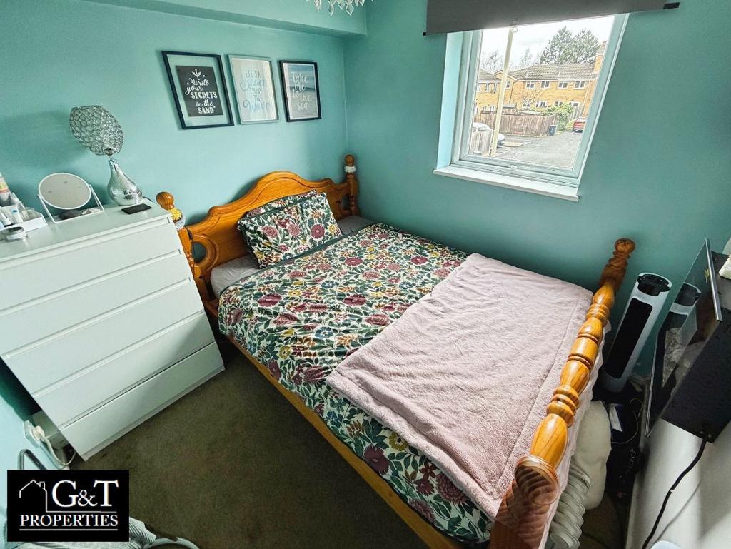 Second bedroom