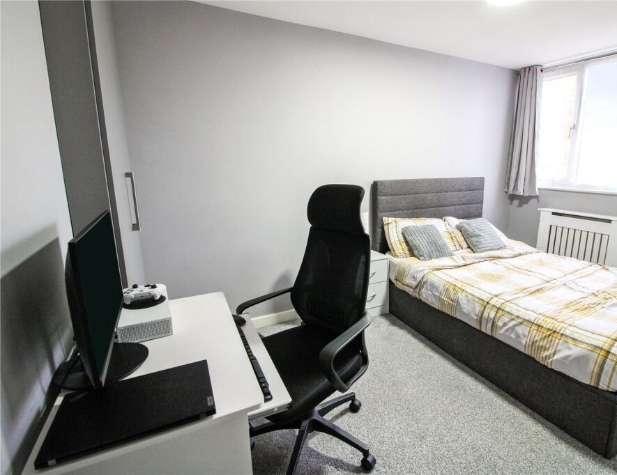 Bed 2 (2)